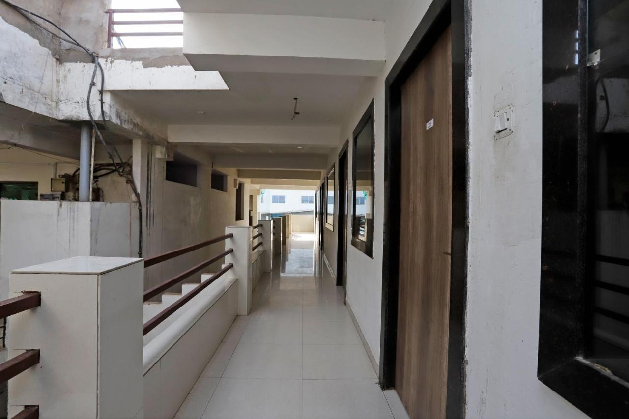 Hotel SPOT ON 39940 Shree Shine Satna Exterior foto